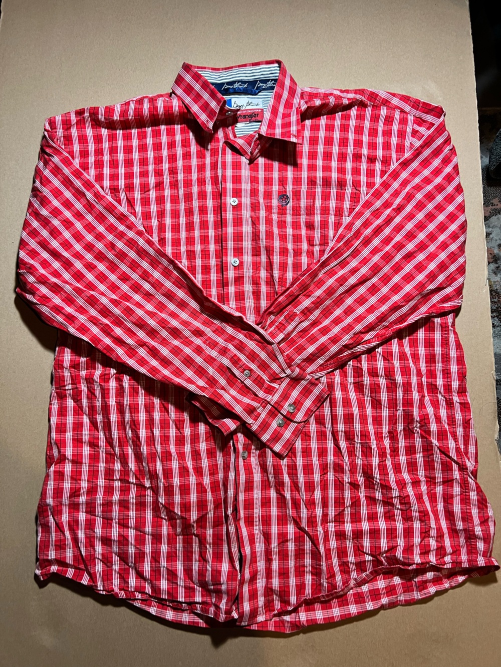 Wrangler Red Plaid Long-Sleeve Button-Down Shirt